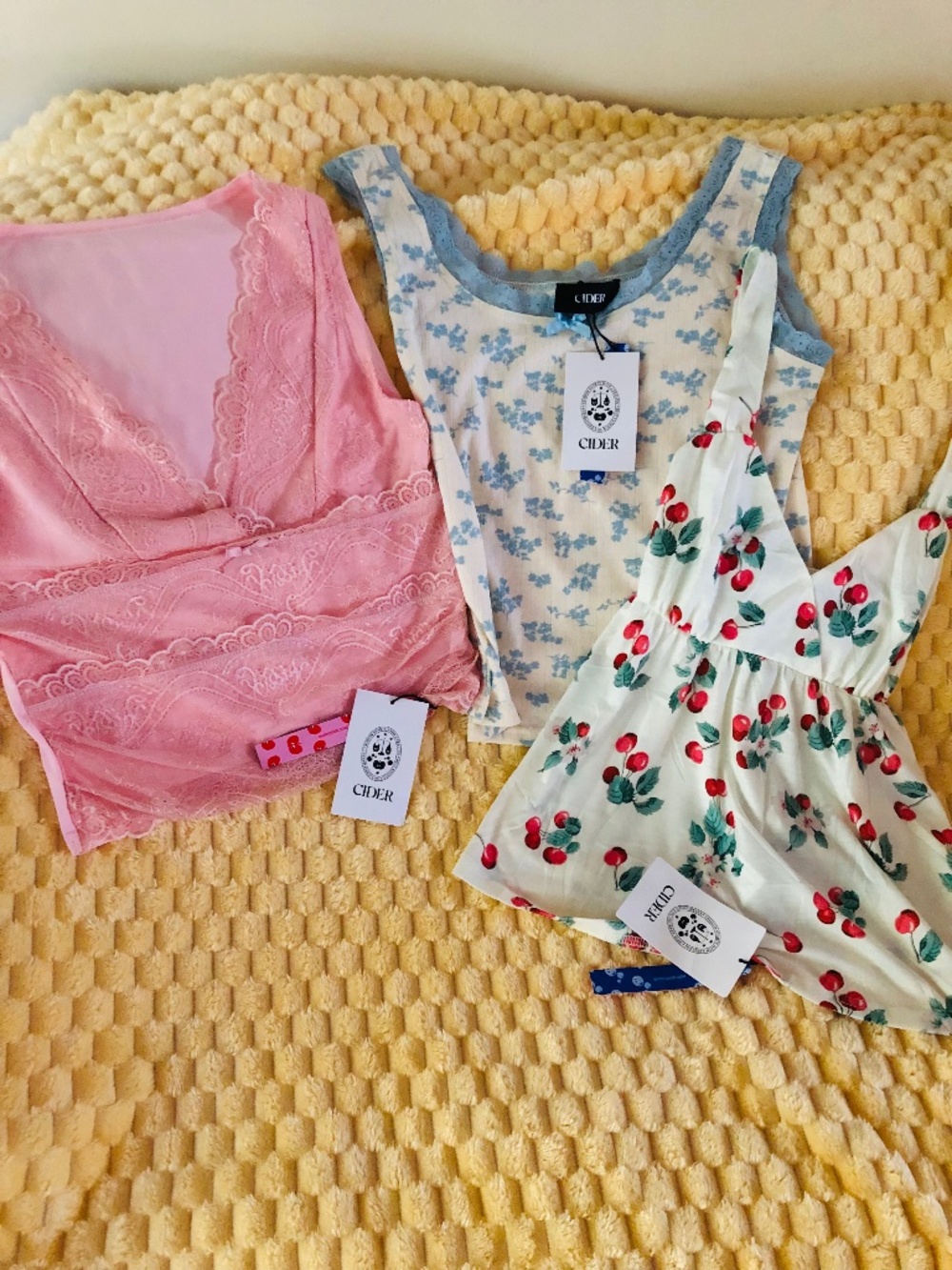 Cider  3 PC NWT  Lace & Floral Tops in Pink &Wildflower Blue & Cherry 🍒